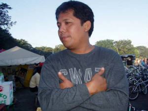 04phil154.jpg